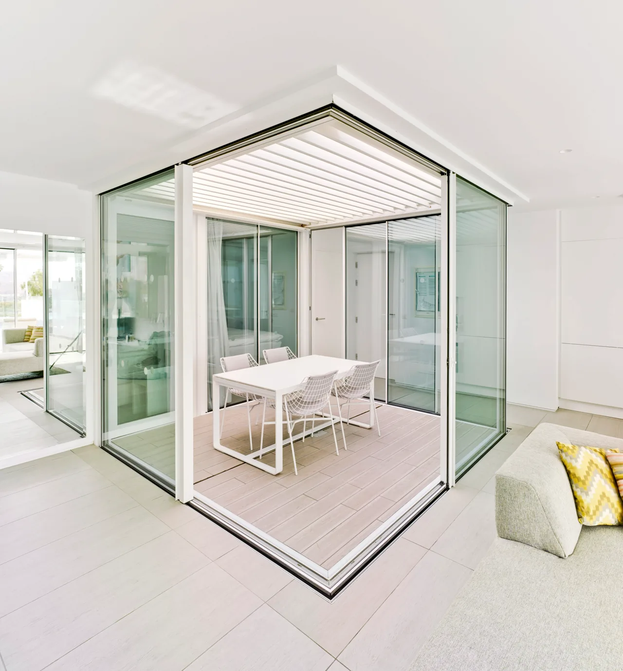 corner floor to ceiling sliding doors