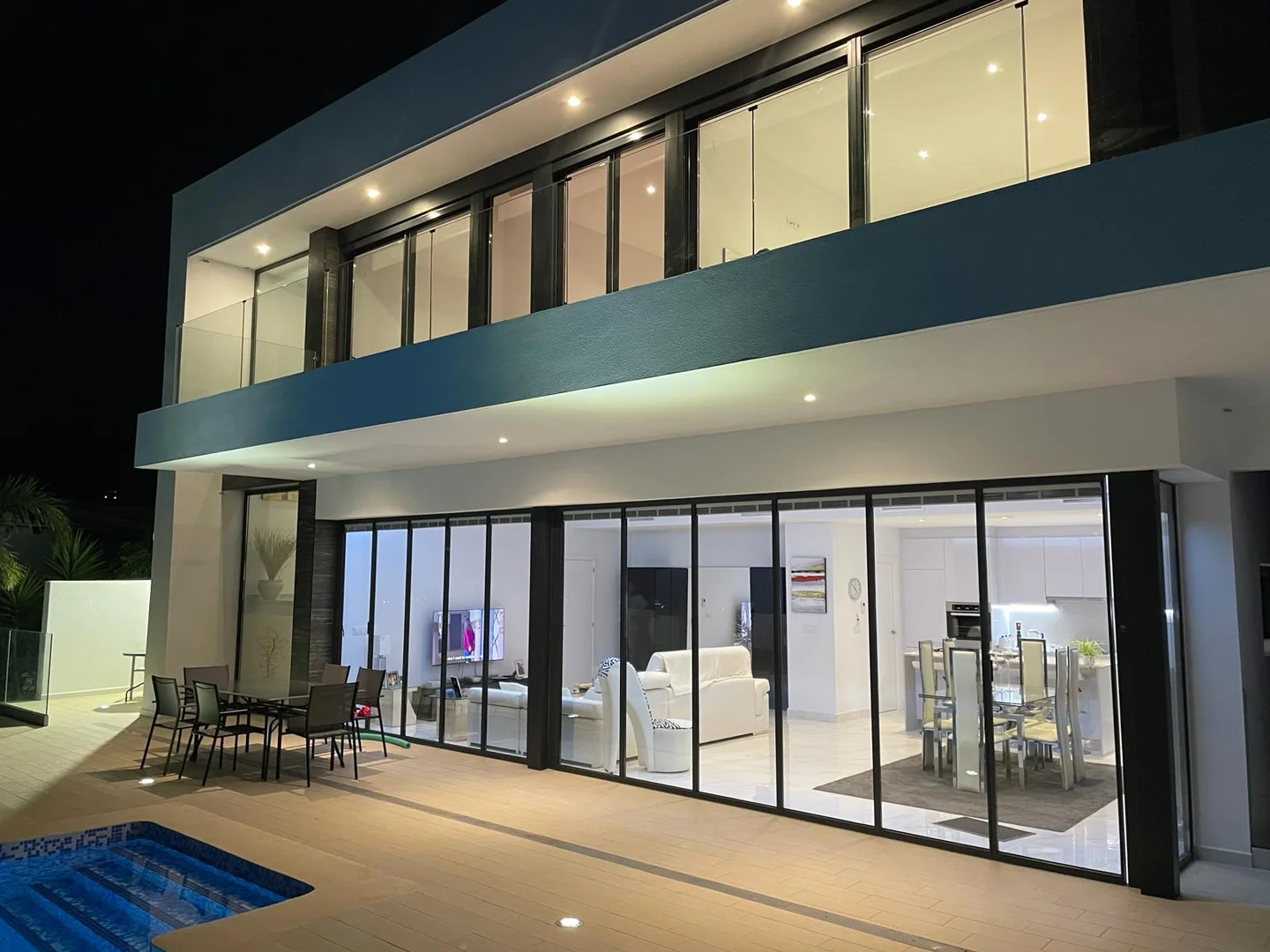 external large aluminium sliding doors